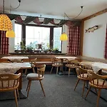 Tauscher Am Gasthof 3*
