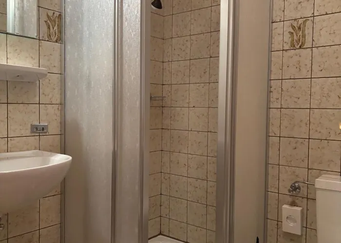 ゲストハウス Gaestehaus Tauscher Am